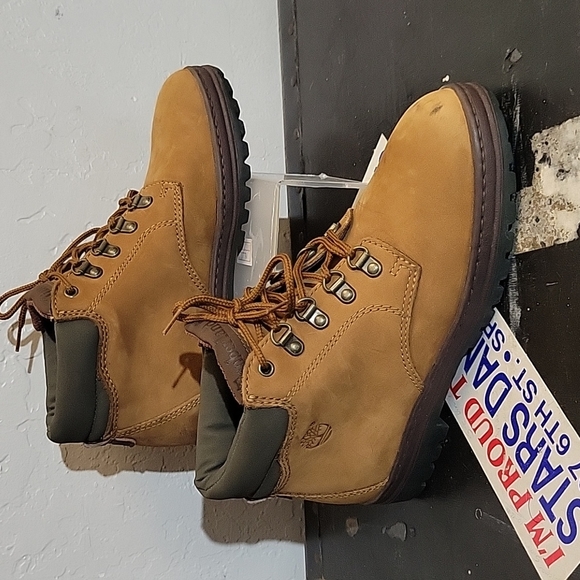 TIMBERLAND Old School Boots 8M - Picture 1 of 11